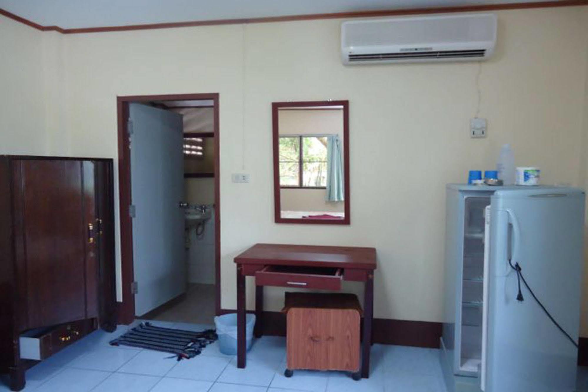 Koh Chang Hut Hotel Екстериор снимка