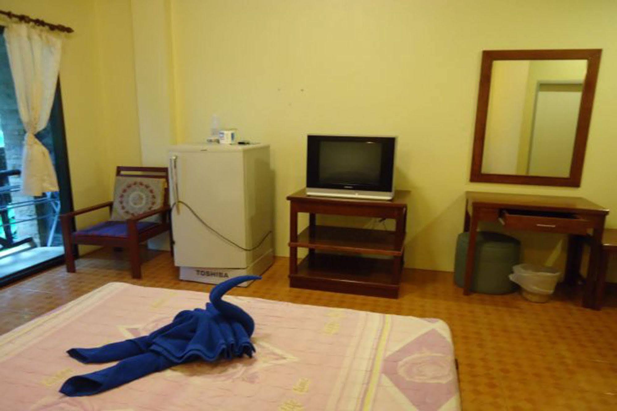 Koh Chang Hut Hotel Екстериор снимка